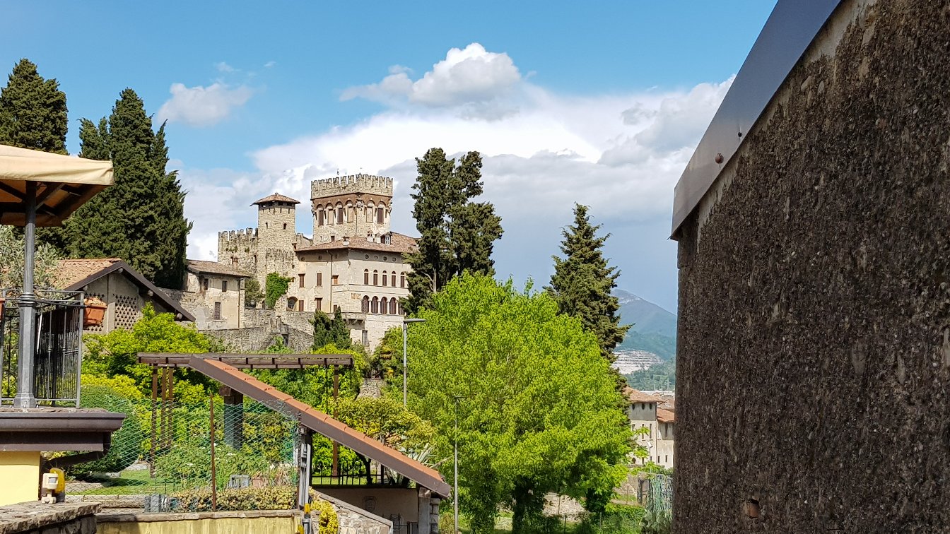 Nuove date di apertura del Castello Camozzi Vertova, da aprile a giugno 2024.